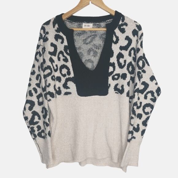Bibi Life on‎ the run Oatmeal oversized Leopard Print Sweater - Picture 1 of 3